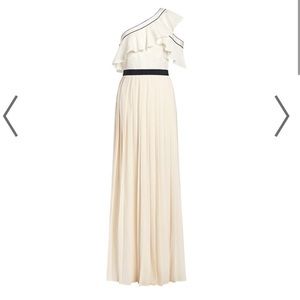 NWT self-portrait one shoulder white pleated gown